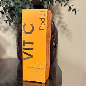 Rodial Vit C Enzyme Scrub - Bright Orange Packaging